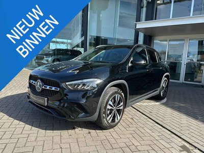 Mercedes-Benz GLA GLA 180 4