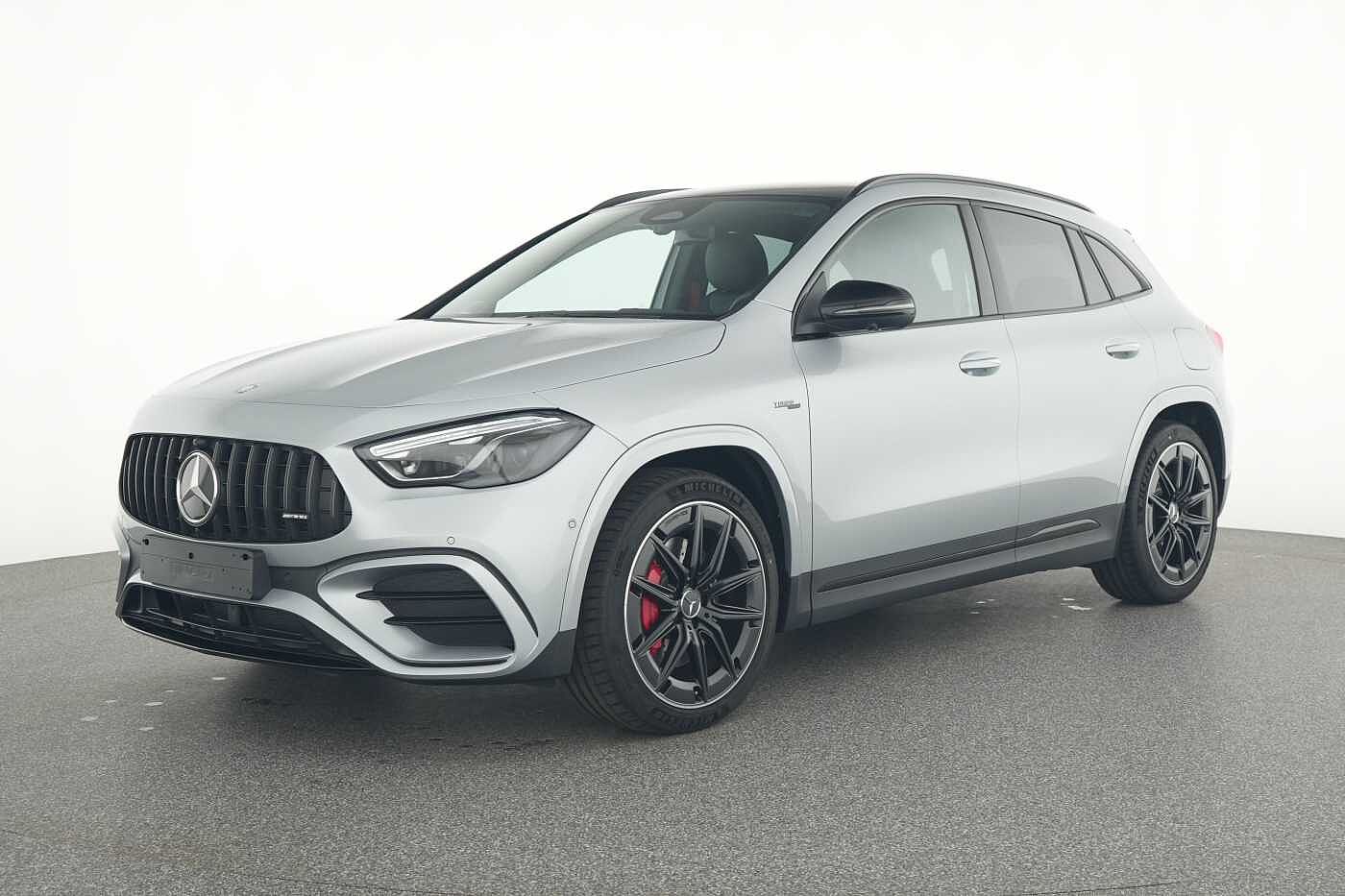 Mercedes-Benz AMG GLA 35 4MATIC  GLA 35 4MATIC